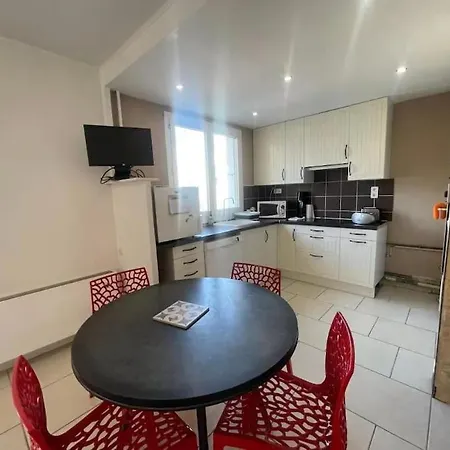 Appartement Pratique 4 Personnes 5 Ou 7 Possibles Reims